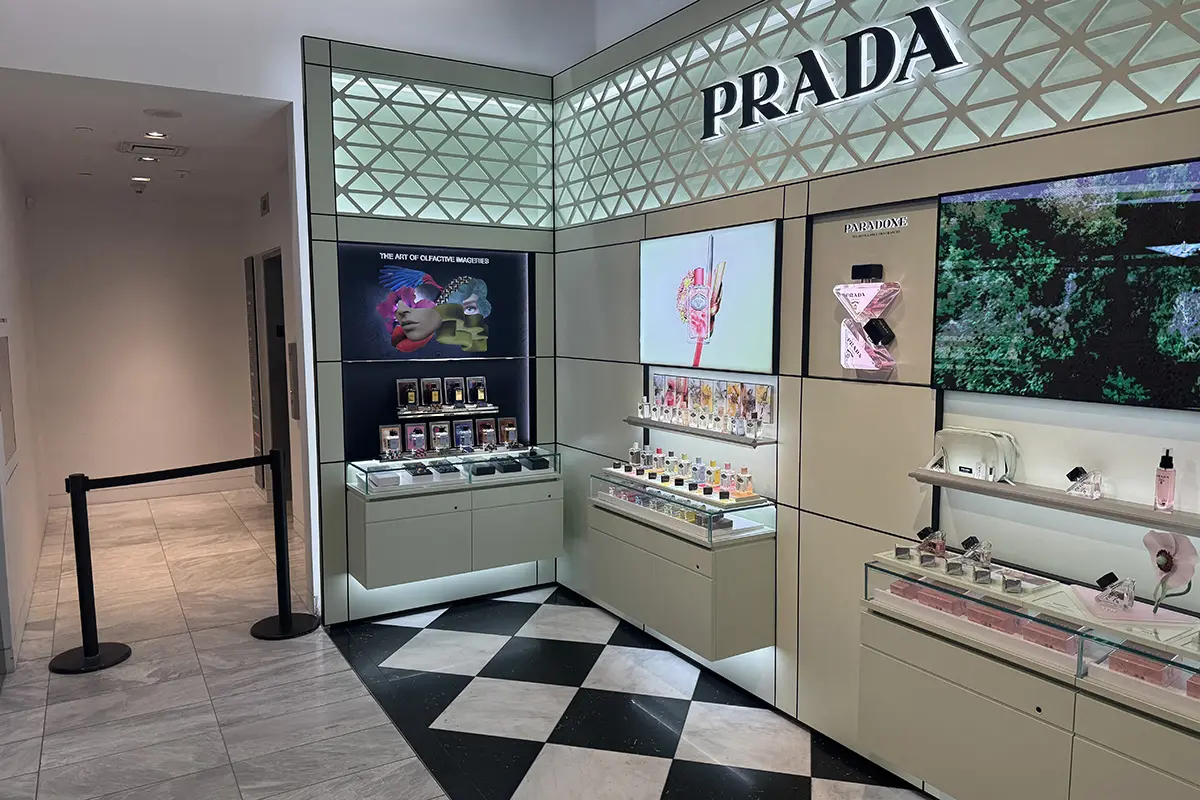 PRADA_02